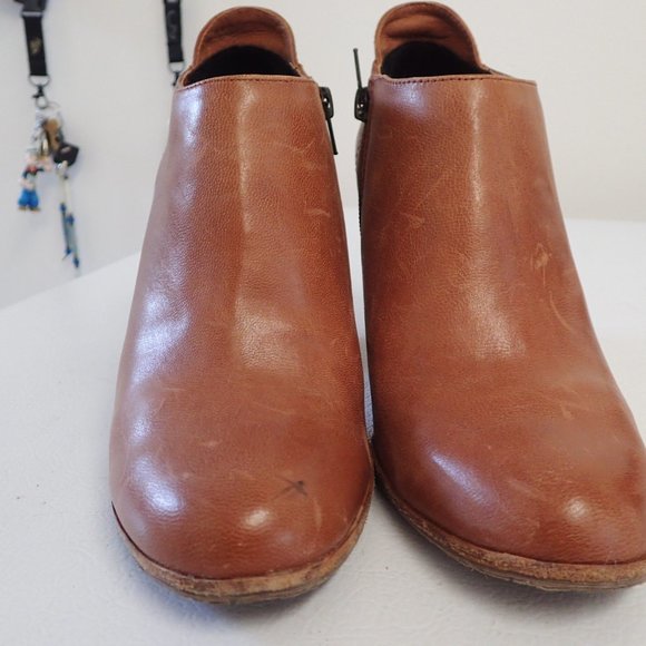 Leather Ankle Booties by Dolce Vita Ladies Size 9 - Picture 1 of 9